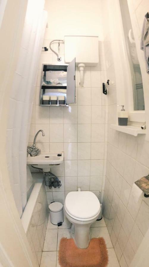 Adrienn Apartment Budapest Luaran gambar
