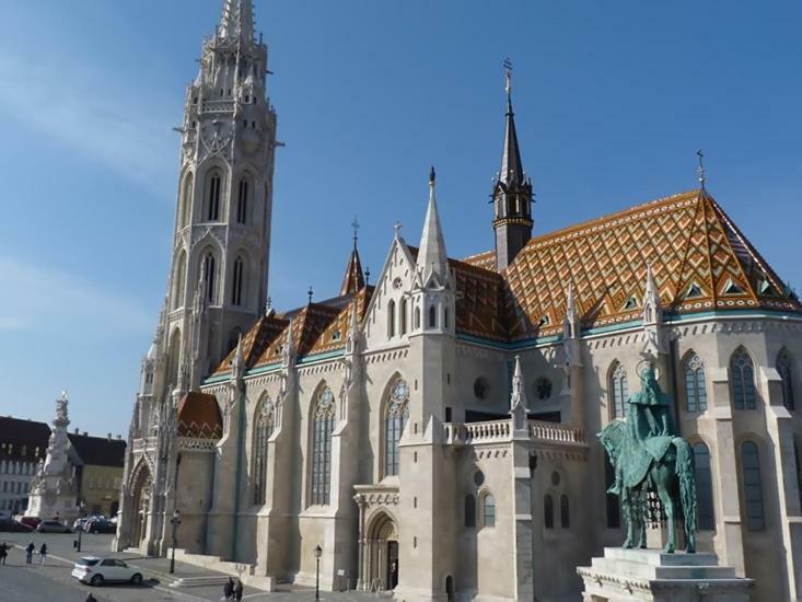 Adrienn Apartment Budapest Luaran gambar